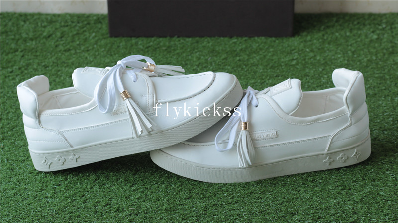 LVS White Sneaker Low Top